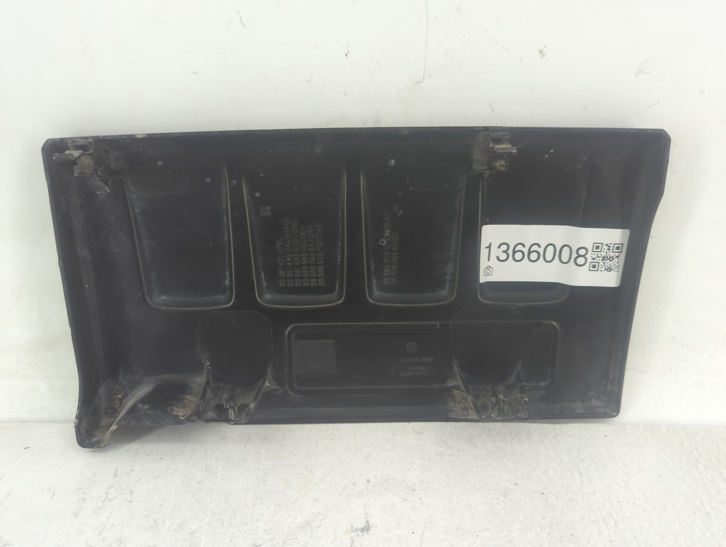 2015 Chevrolet Cruze Engine Cover - Oemusedautoparts1.com
