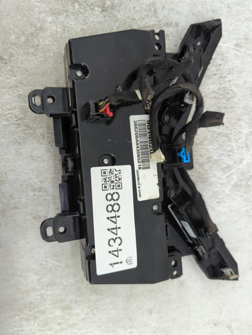 2012-2016 Chevrolet Cruze Climate Control Module Temperature AC/Heater Replacement P/N:95140202 386208A043565218 Fits OEM Used Auto Parts