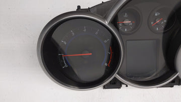 2015 Chevrolet Cruze Instrument Cluster Speedometer Gauges P/N:94560794 Fits OEM Used Auto Parts