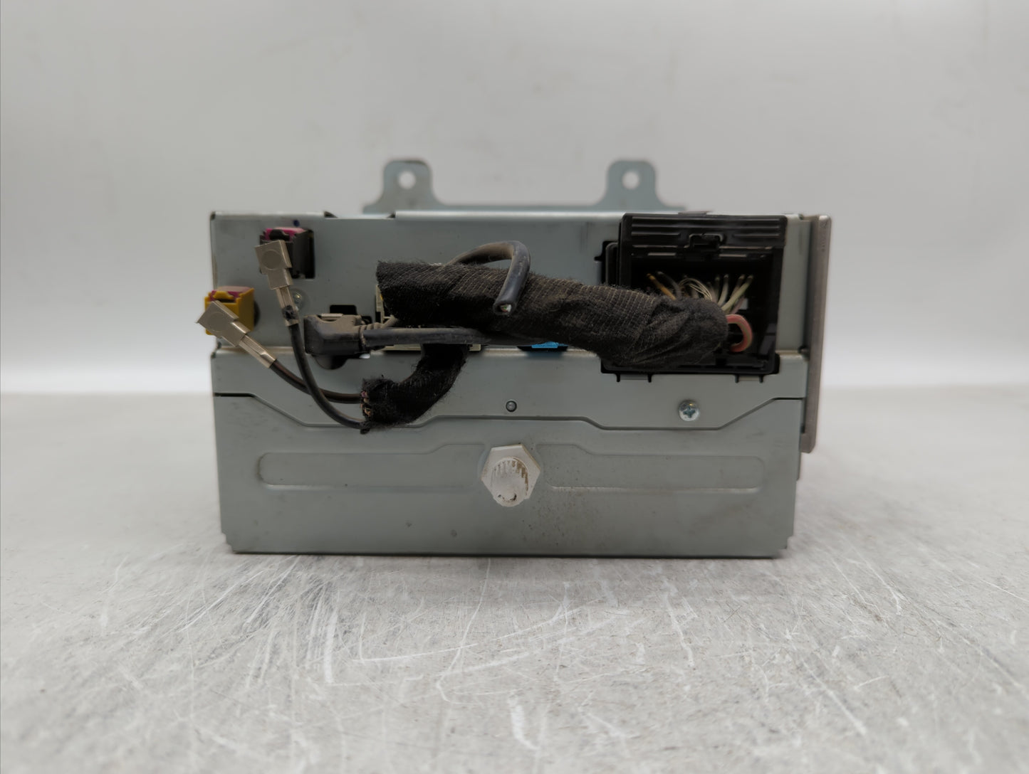2015-2016 Chevrolet Cruze Am Fm Cd Player Radio Receiver - Oemusedautoparts1.com