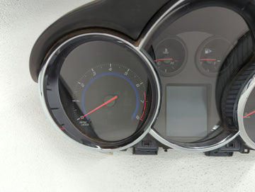 2015-2016 Chevrolet Cruze Instrument Cluster Speedometer Gauges P/N:42362673 Fits Fits 2015 2016 OEM Used Auto Parts