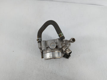 2011-2016 Chevrolet Cruze Throttle Body P/N:55577375 55561495 Fits Fits 2009 2010 2011 2012 2013 2014 2015 2016 2017 2018 OEM Used Auto Parts