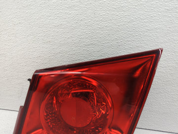 2011-2016 Chevrolet Cruze Tail Light Assembly Passenger Right OEM P/N:2T 11 1P GM Fits Fits 2011 2012 2013 2014 2015 2016 OEM Used Auto Parts