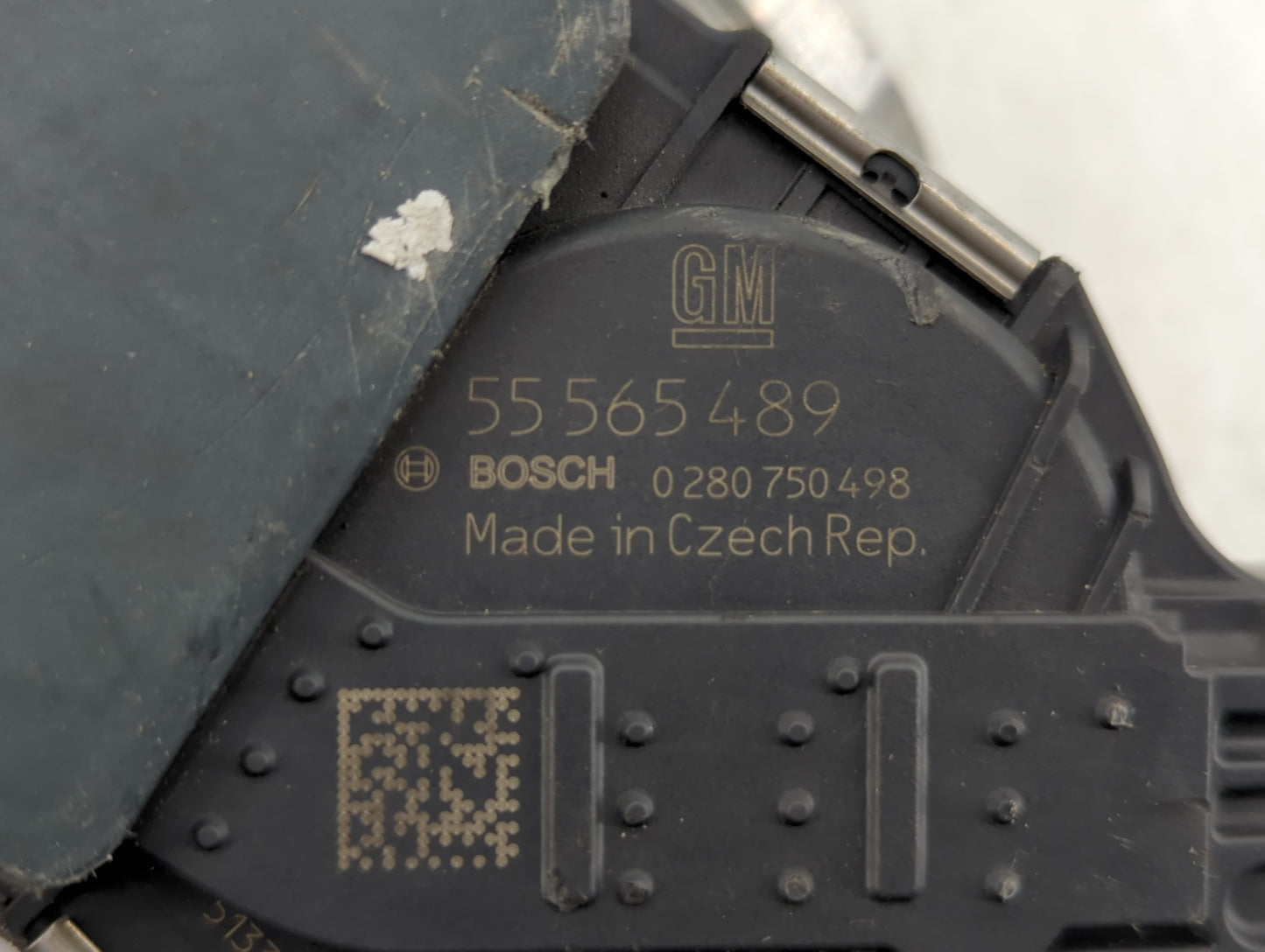 2011-2016 Chevrolet Cruze Throttle Body P/N:55 565 489 Fits Fits 2011 2012 2013 2014 2015 2016 2017 2018 2019 2020 2021 OEM