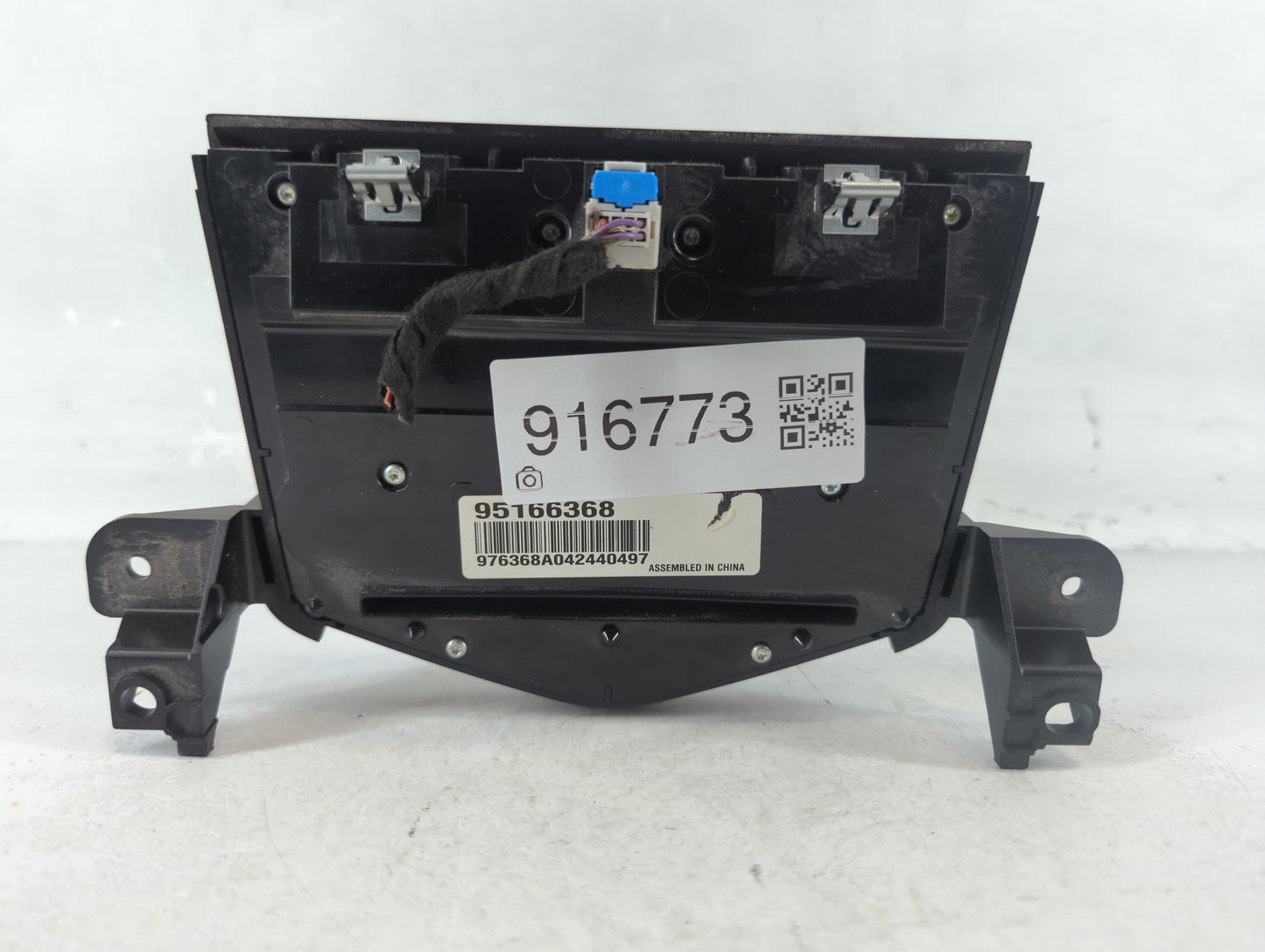 2013-2016 Chevrolet Cruze Radio AM FM Cd Player Receiver Replacement P/N:95166368 Fits Fits 2013 2014 2015 2016 OEM Used Aut