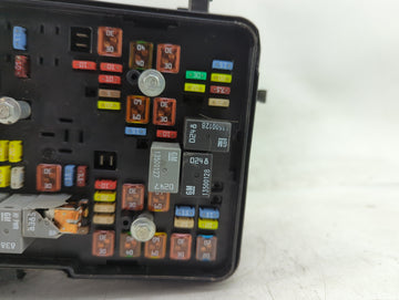 2013-2015 Chevrolet Equinox Fusebox Fuse Box Panel Relay Module P/N:22929762 01 Fits Fits 2013 2014 2015 OEM Used Auto Parts
