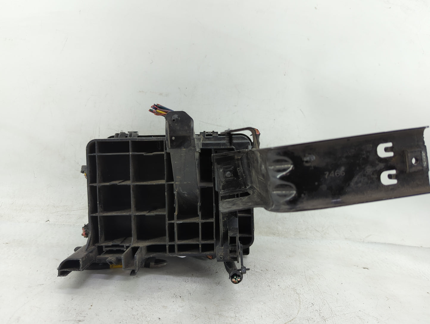 2013-2015 Chevrolet Equinox Fusebox Fuse Box Panel Relay Module P/N:22929762 01 Fits Fits 2013 2014 2015 OEM Used Auto Parts