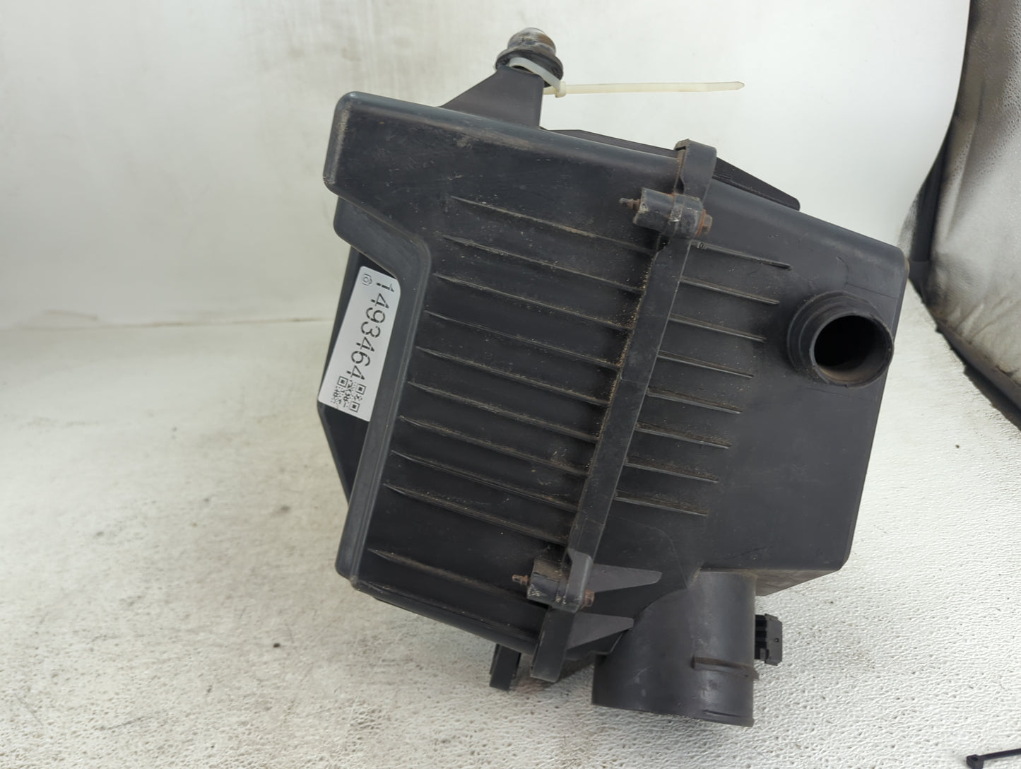 2012-2016 Chevrolet Equinox Air Cleaner Intake-duct Hose Tube 1493464 - Oemusedautoparts1.com