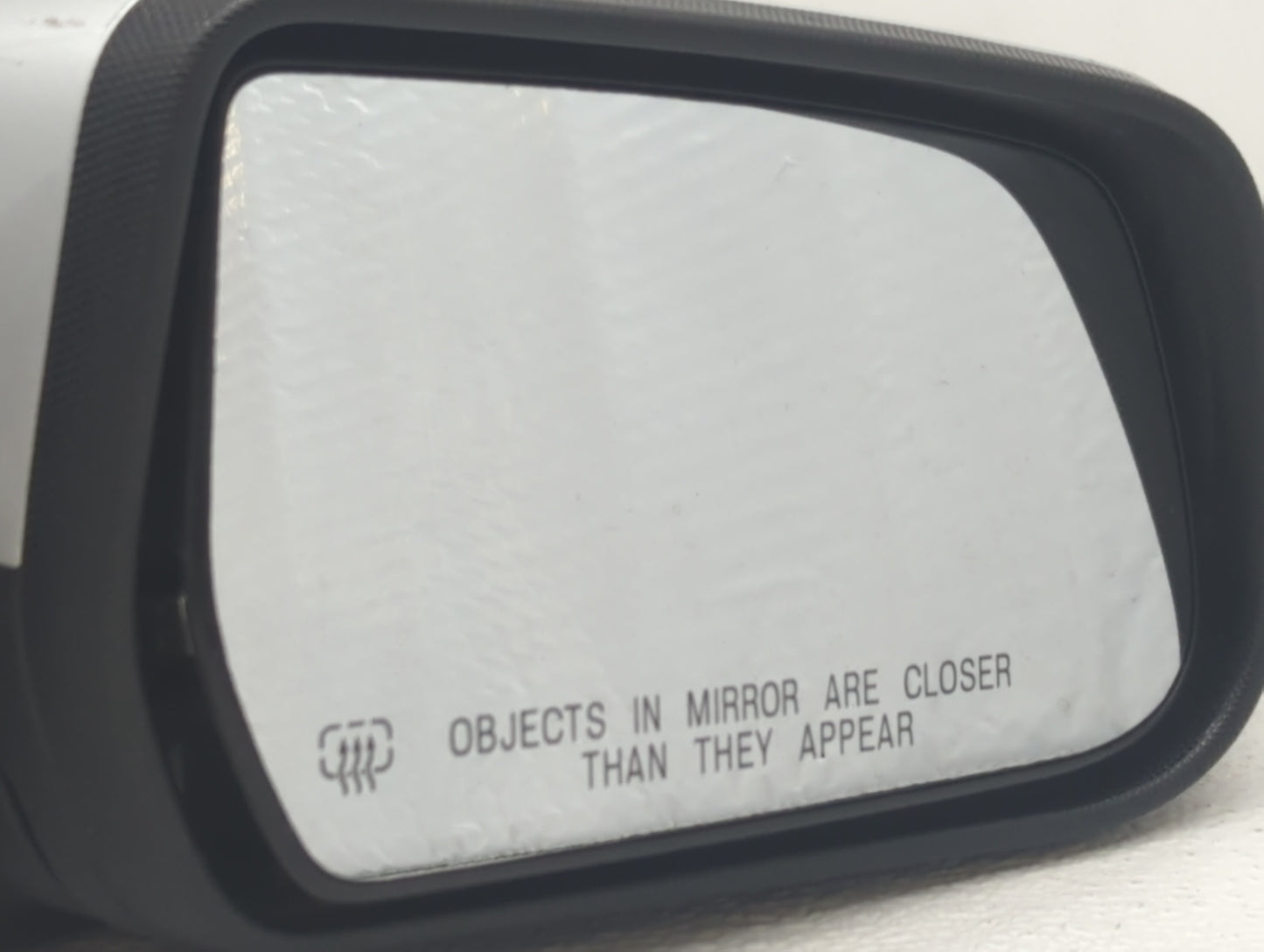 2015-2017 Chevrolet Equinox Passenger Side View Mirror - Right Door Mirror OEM Used - Oemusedautoparts1.com