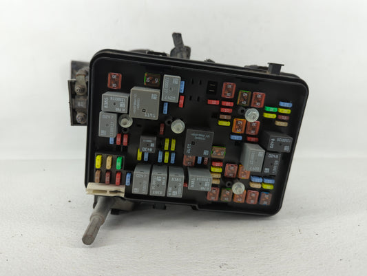 2013-2015 Chevrolet Equinox Fusebox Fuse Box Panel Relay Module P/N:22929762 22922727, 22920763 Fits Fits 2013 2014 2015 OEM Used Auto Parts