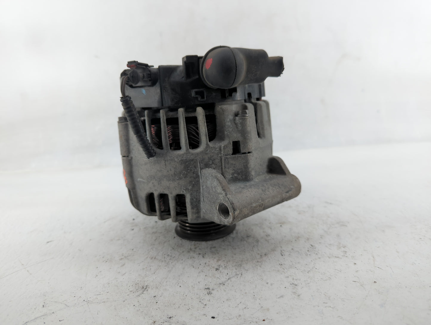 2010-2017 Chevrolet Equinox Alternator Replacement Generator Charging Assembly Engine OEM P/N:13588328 13500315 Fits OEM Use