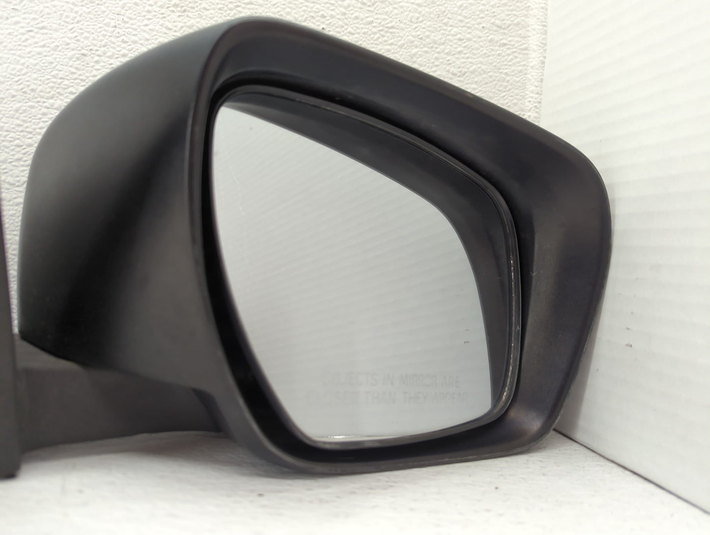 2015-2017 Chevrolet Equinox Passenger Side View Mirror - Right Door Mirror OEM Used - Oemusedautoparts1.com