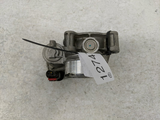 2014-2015 Chevrolet Impala Throttle Body Fits Fits 2013 2014 2015 2017 2018 2019 2020 OEM Used Auto Parts