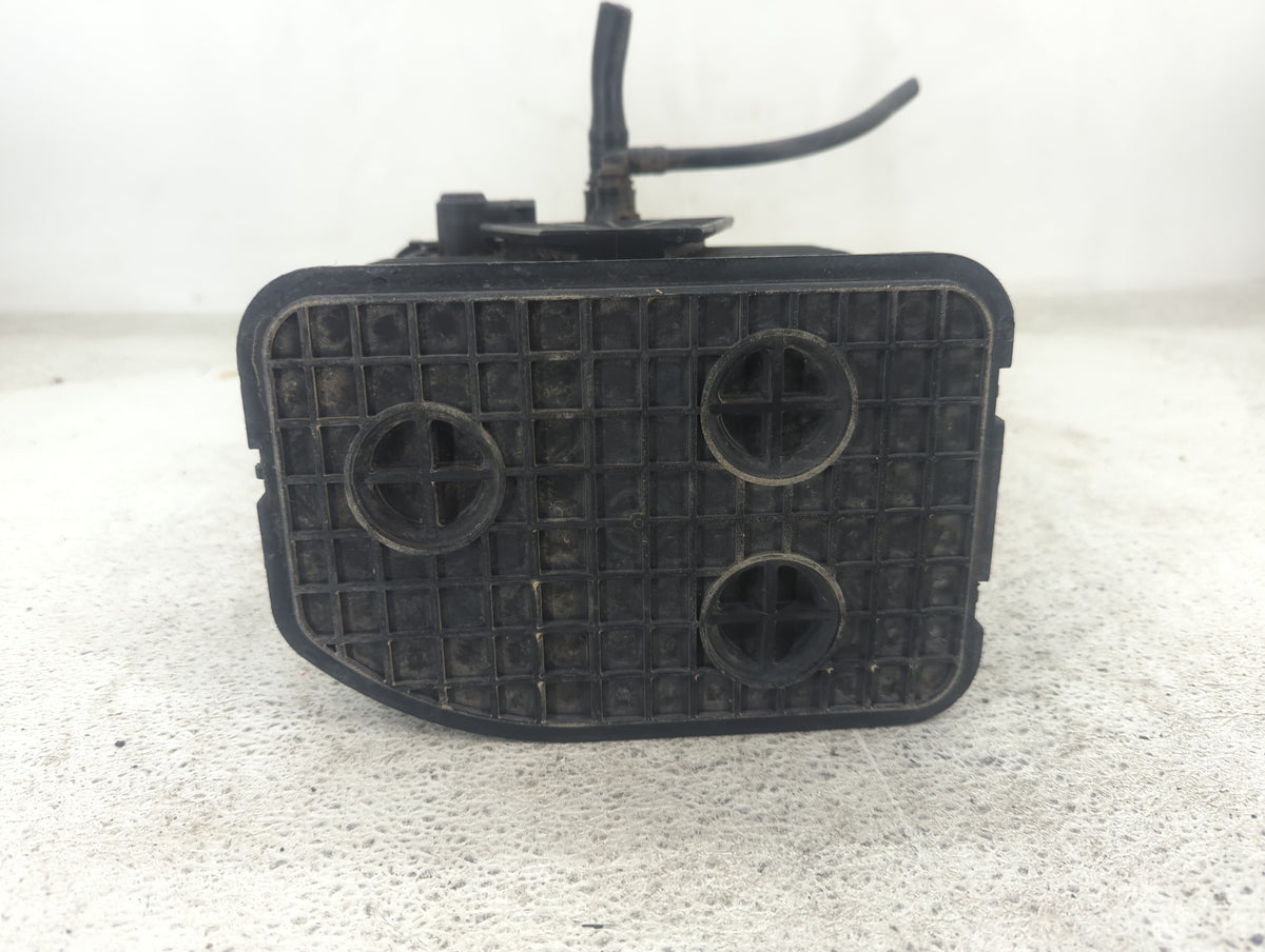 2015 Chevrolet Impala Fuel Vapor Charcoal Canister 1437050 - Oemusedautoparts1.com