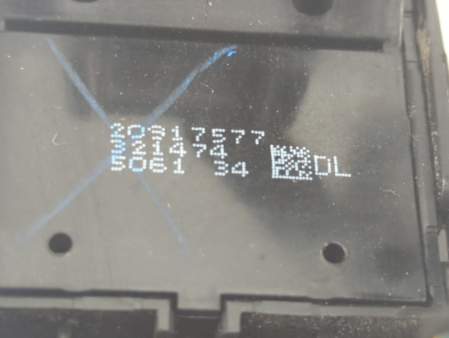 2013-2016 Chevrolet Malibu Master Power Window Switch Replacement Driver Side Left P/N:20917577 321474 Fits OEM Used Auto Pa