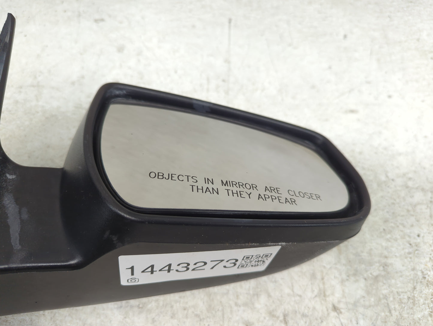 2014-2016 Chevrolet Malibu Passenger Side View Mirror - Right Door Mirror OEM Used - Oemusedautoparts1.com