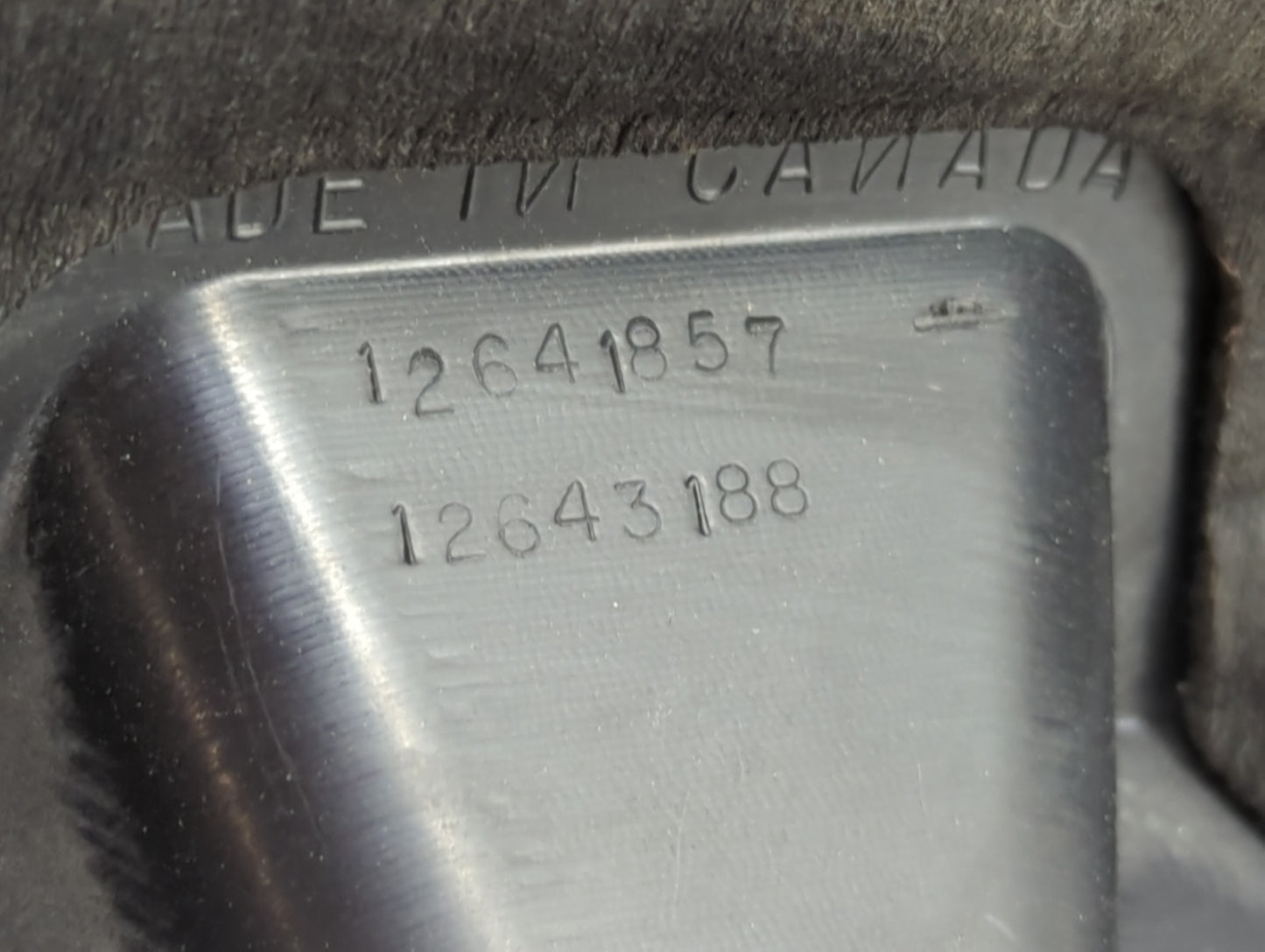 2015 Chevrolet Malibu Engine Cover 1457892 - Oemusedautoparts1.com