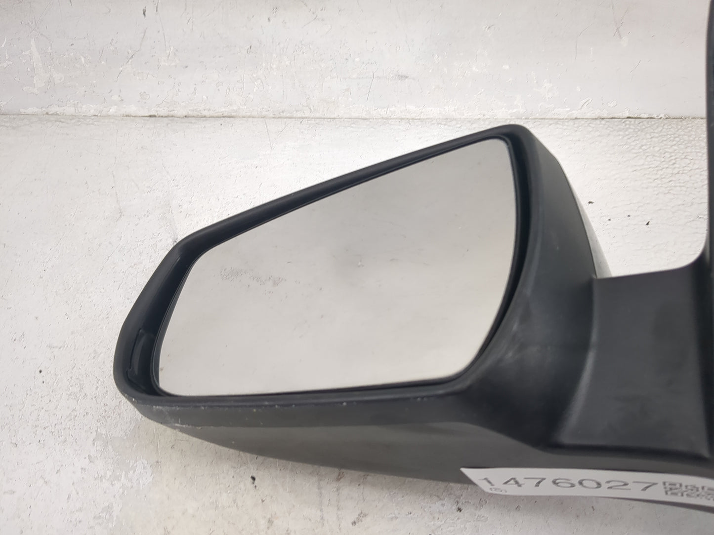 2014-2016 Chevrolet Malibu Driver Side View Mirror - Left Door Mirror OEM Used - Oemusedautoparts1.com