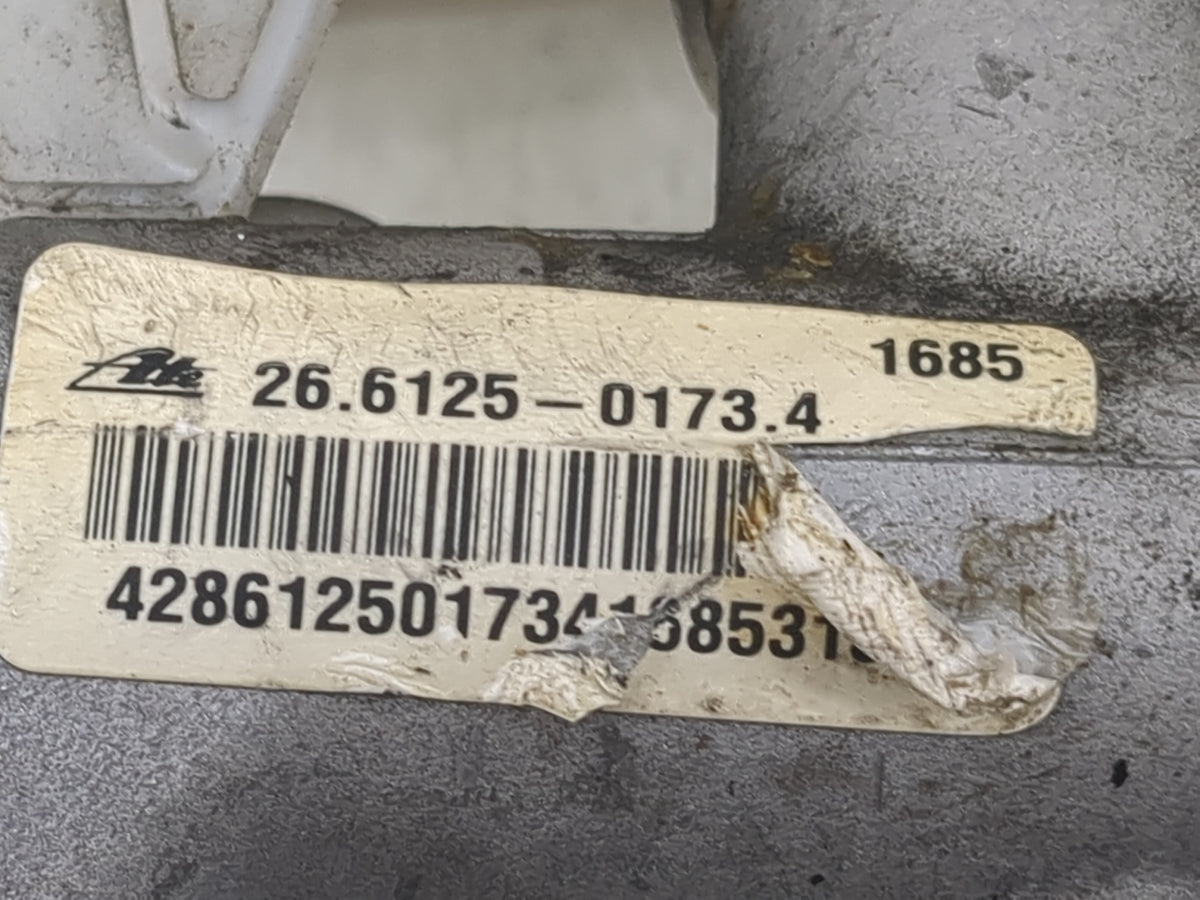 2013-2016 Chevrolet Malibu Brake Master Cylinder 1498112 - Oemusedautoparts1.com