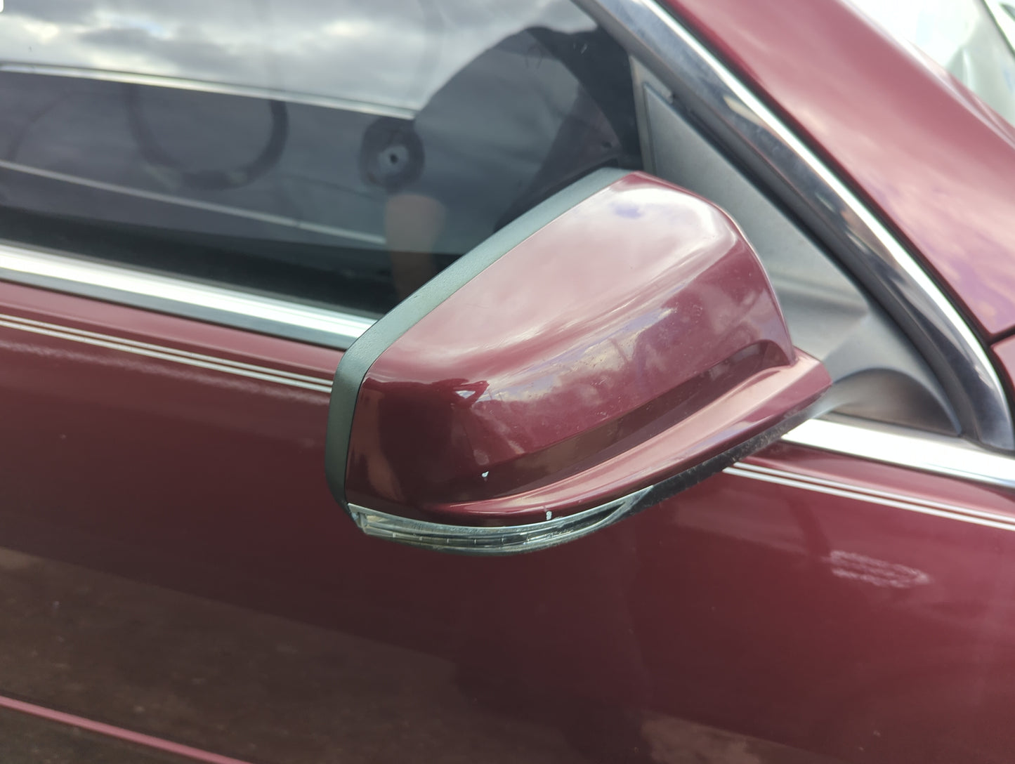 2014-2016 Chevrolet Malibu Passenger Side View Mirror - Right Door Mirror OEM Used - Oemusedautoparts1.com