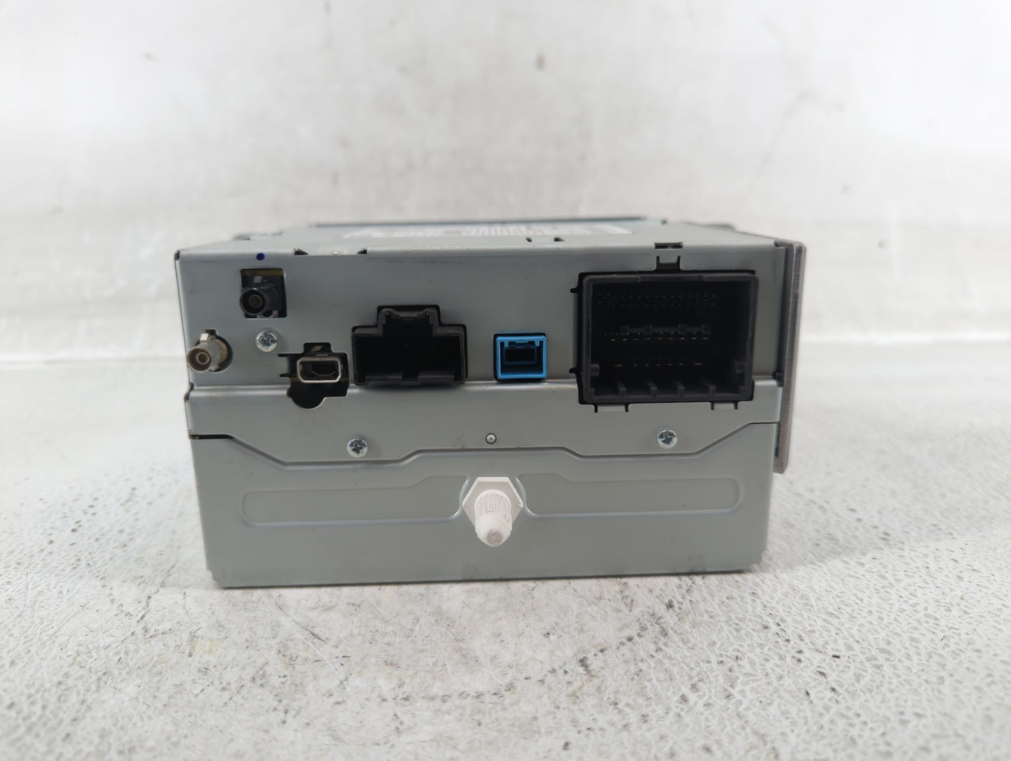 2015 Chevrolet Malibu Am Fm Cd Player Radio Receiver - Oemusedautoparts1.com