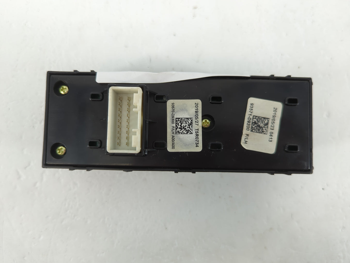 2015 Chevrolet Malibu Master Power Window Switch Replacement Driver Side Left P/N:93570-D9300 T5R0734 Fits OEM Used Auto Par
