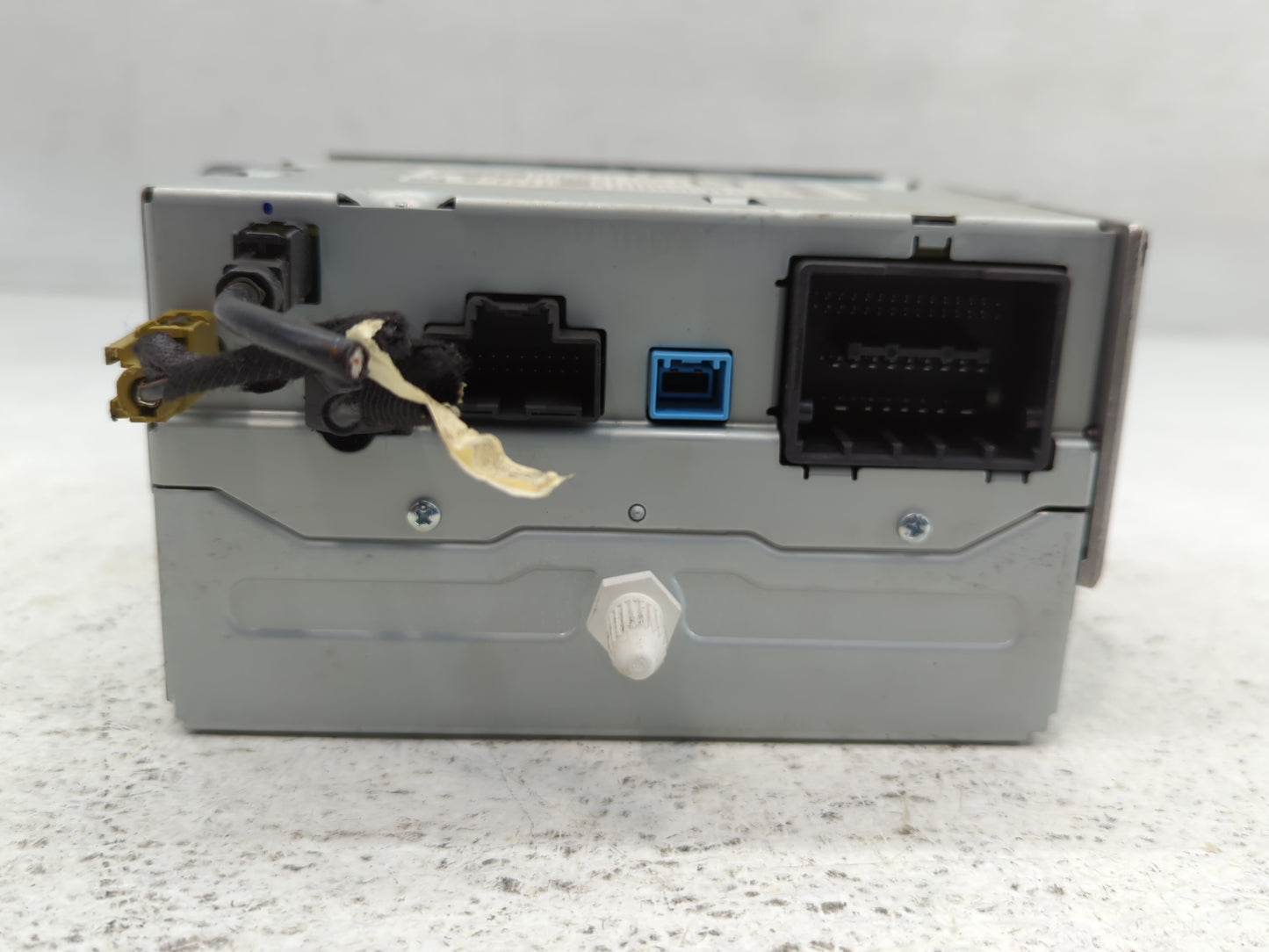 2014-2016 Chevrolet Malibu Am Fm Cd Player Radio Receiver - Oemusedautoparts1.com