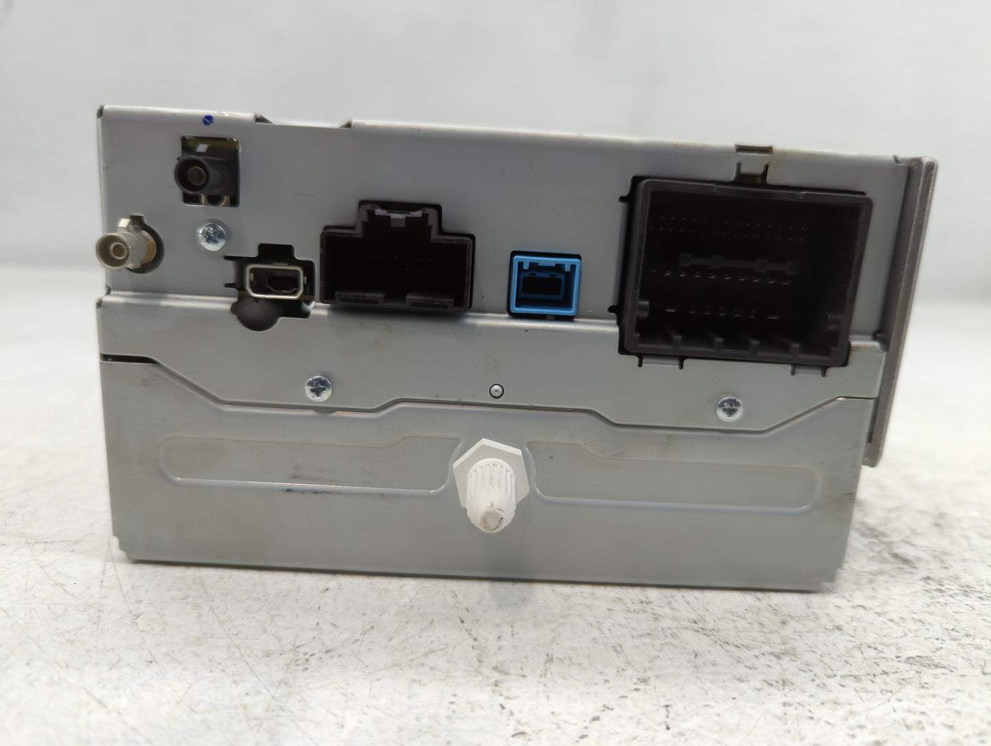 2014-2016 Chevrolet Malibu Am Fm Cd Player Radio Receiver - Oemusedautoparts1.com