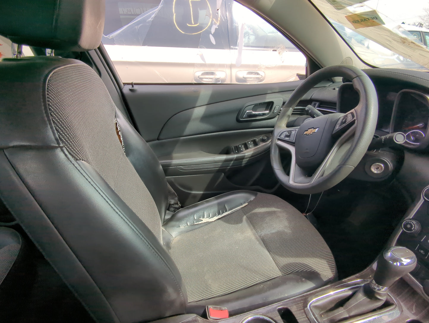 2015 Chevrolet Malibu Front Left Driver Interior Door Panel Trim - Oemusedautoparts1.com