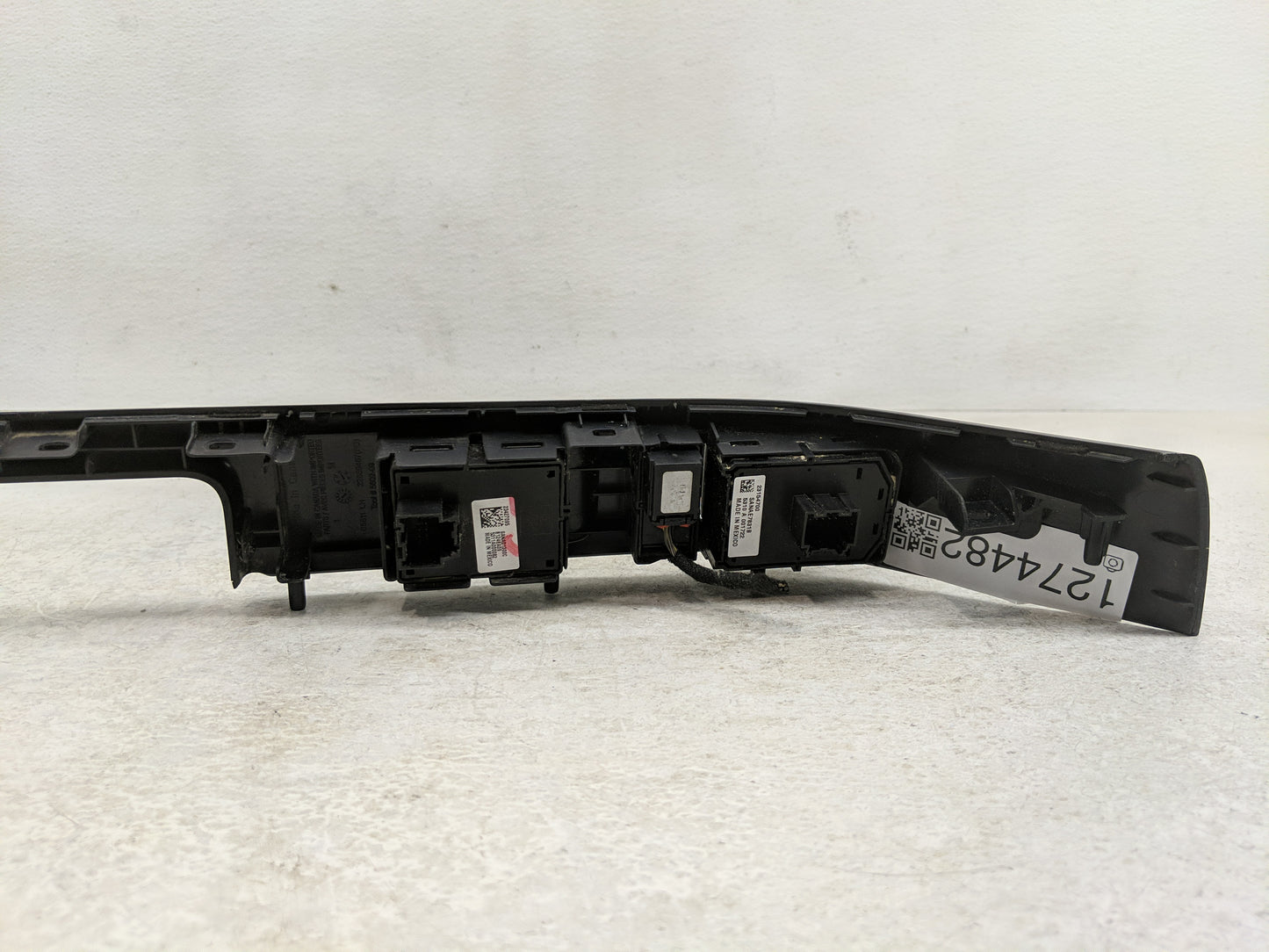 2014-2018 Chevrolet Silverado 1500 Master Power Window Switch Replacement Driver Side Left P/N:5310 001722 23154700 Fits OEM