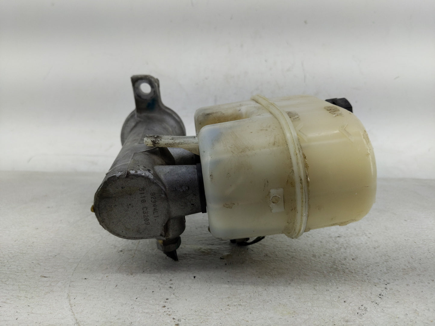 2015 Chevrolet Silverado 1500 Power Brake Booster Oem 1290068 - Oemusedautoparts1.com