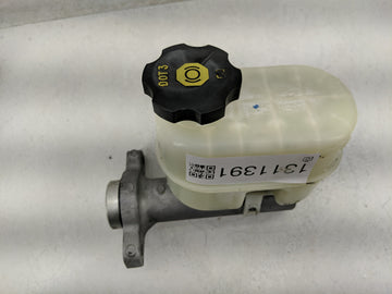 2014-2019 Chevrolet Silverado 1500 Brake Master Cylinder