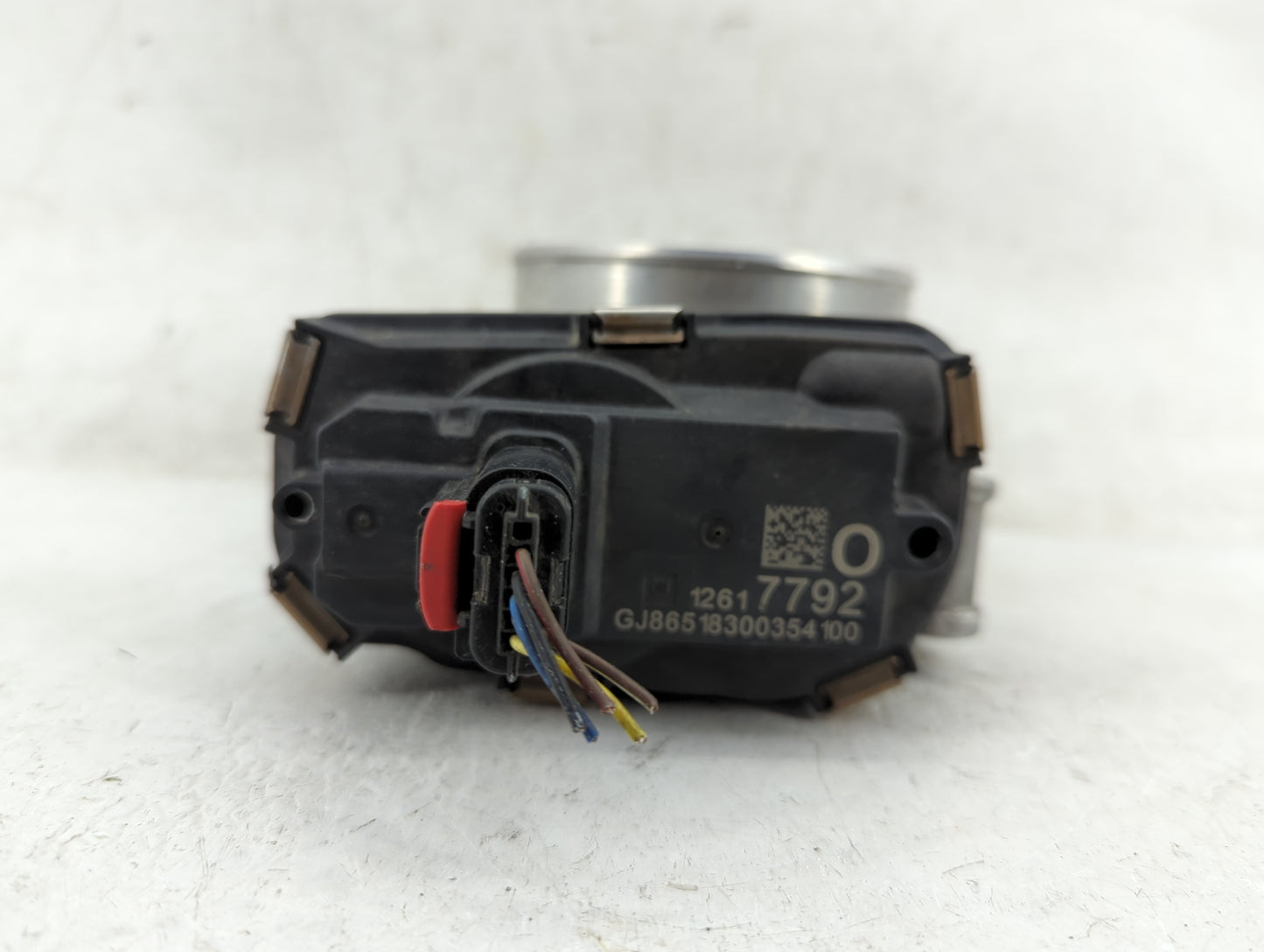 2014-2022 Chevrolet Silverado 1500 Throttle Body P/N:12617792 Fits Fits 2014 2015 2016 2017 2018 2019 2020 2021 2022 OEM Use