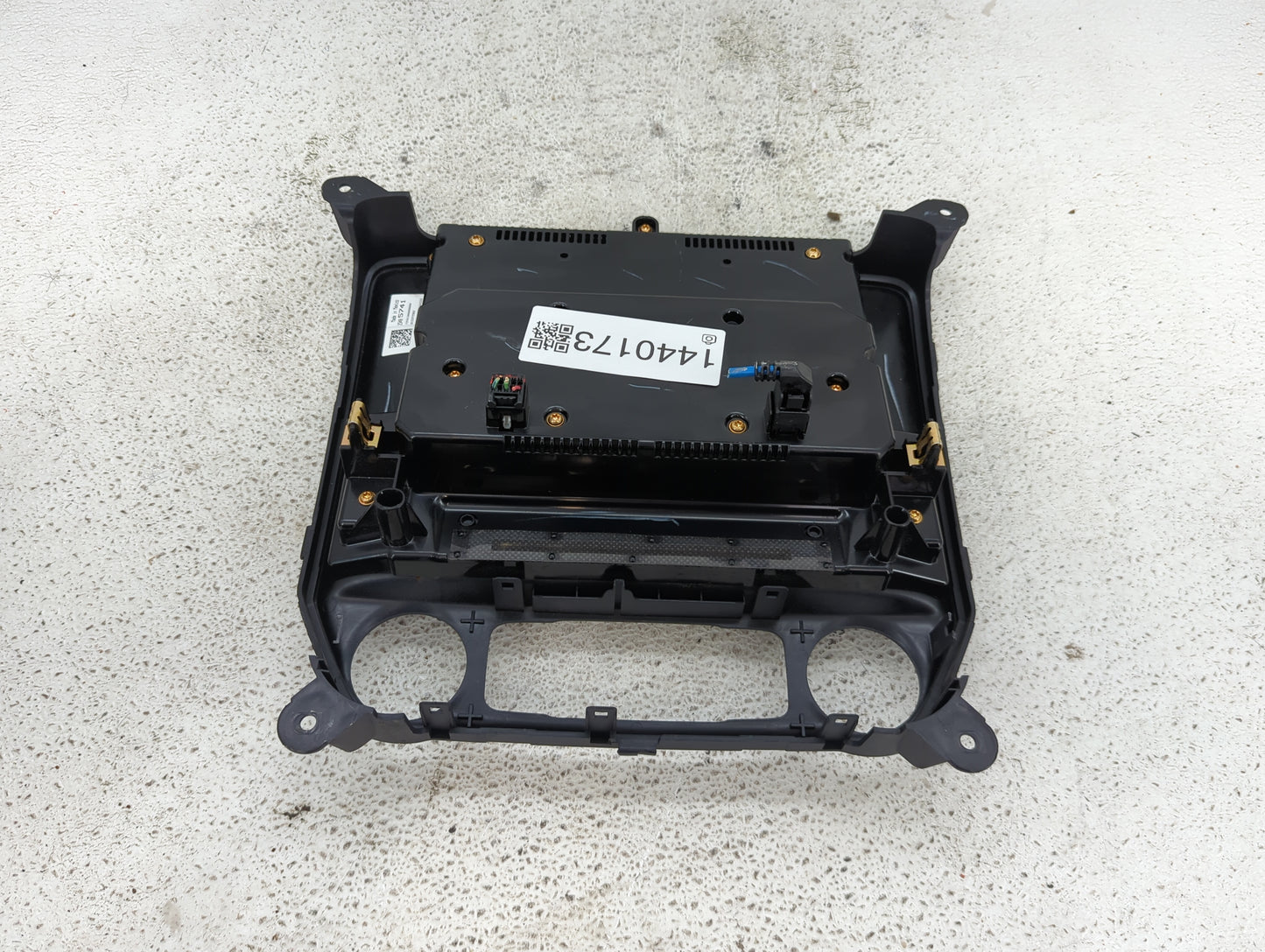 2015 Chevrolet Silverado 1500 Information Display Screen Black - Oemusedautoparts1.com