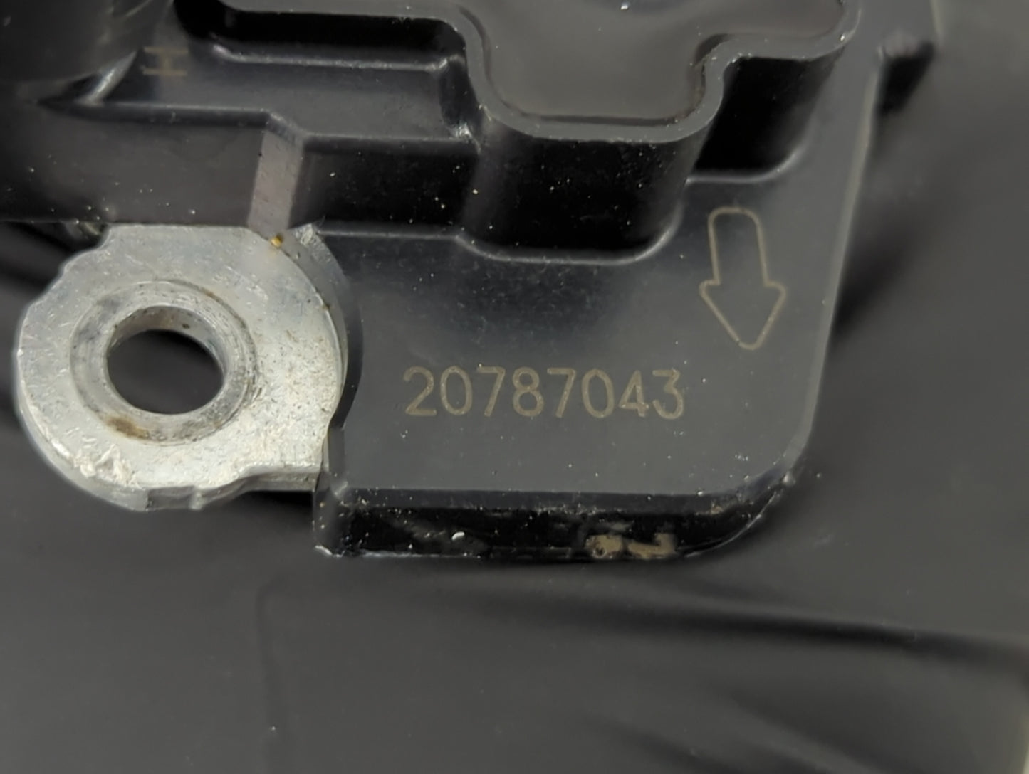 2014-2019 Chevrolet Silverado 1500 Mass Air Flow Meter Maf 1489847 - Oemusedautoparts1.com