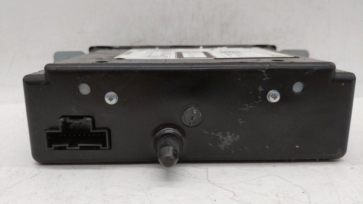 2015-2019 Chevrolet Silverado 1500 Am Fm Cd Player Radio Receiver 219844 - Oemusedautoparts1.com