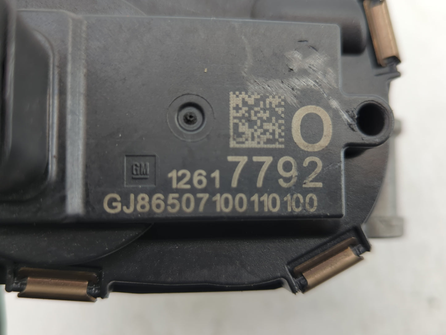 2014-2022 Chevrolet Silverado 1500 Throttle Body P/N:12617792 Fits Fits 2014 2015 2016 2017 2018 2019 2020 2021 2022 OEM Use
