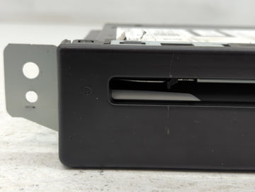 2015-2019 Chevrolet Silverado 1500 Am Fm Cd Player Radio Receiver 763693