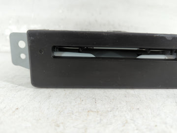 2015 Chevrolet Silverado 1500 Radio AM FM Cd Player Receiver Replacement P/N:13594481 Fits Fits 2016 OEM Used Auto Parts