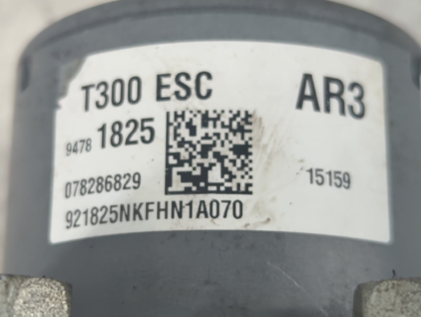 2015-2016 Chevrolet Sonic ABS Pump Control Module Replacement P/N:94781825 Fits Fits 2015 2016 OEM Used Auto Parts - Oemused