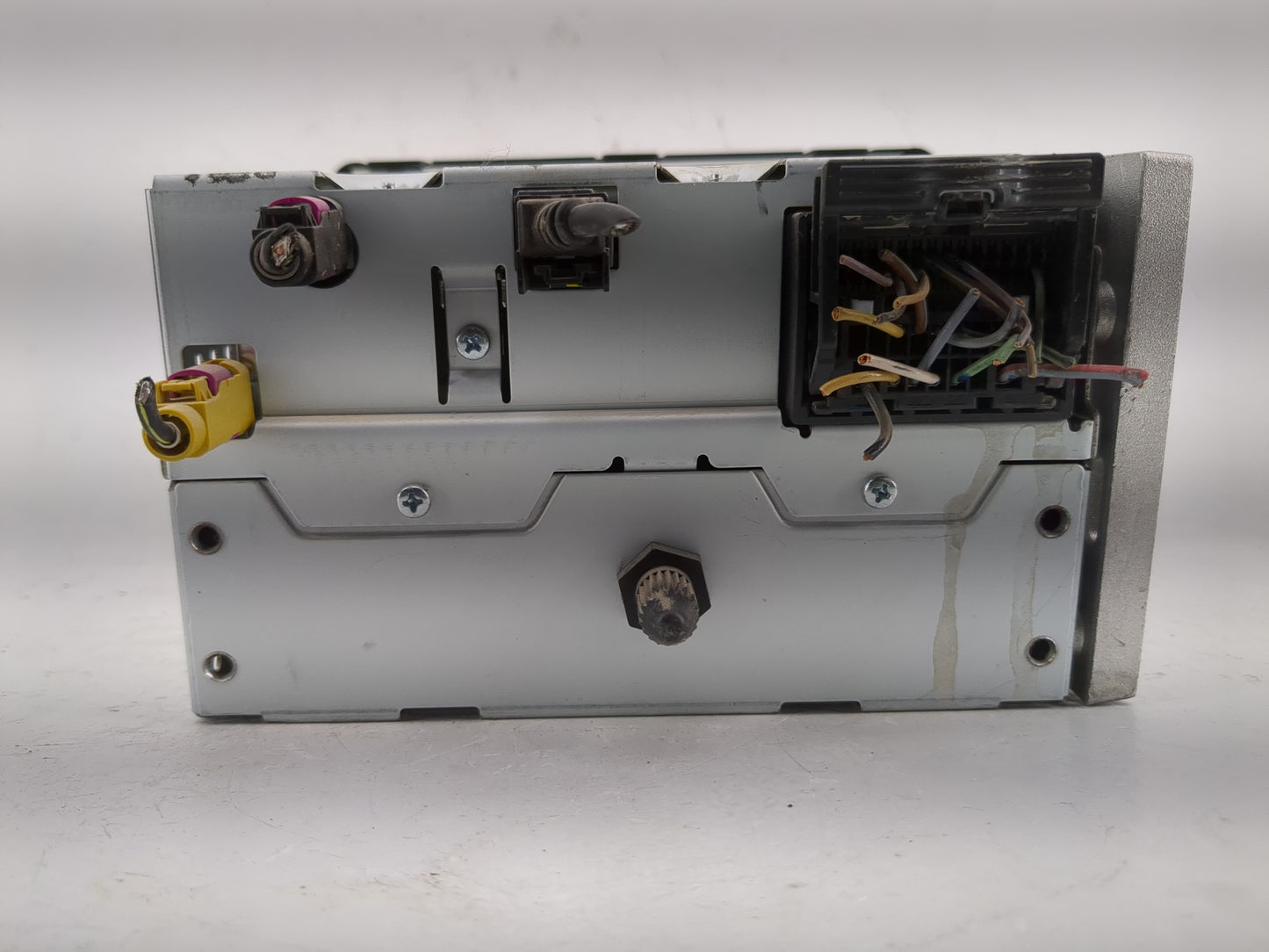 2015 Chevrolet Sonic Radio AM FM Cd Player Receiver Replacement P/N:94533602 Fits OEM Used Auto Parts - Oemusedautoparts1.co