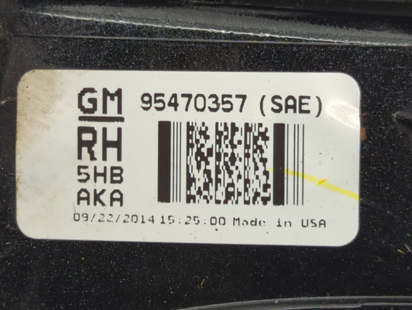 2012-2016 Chevrolet Sonic Tail Light Assembly Passenger Right OEM P/N:95470357 Fits Fits 2012 2013 2014 2015 2016 OEM Used A