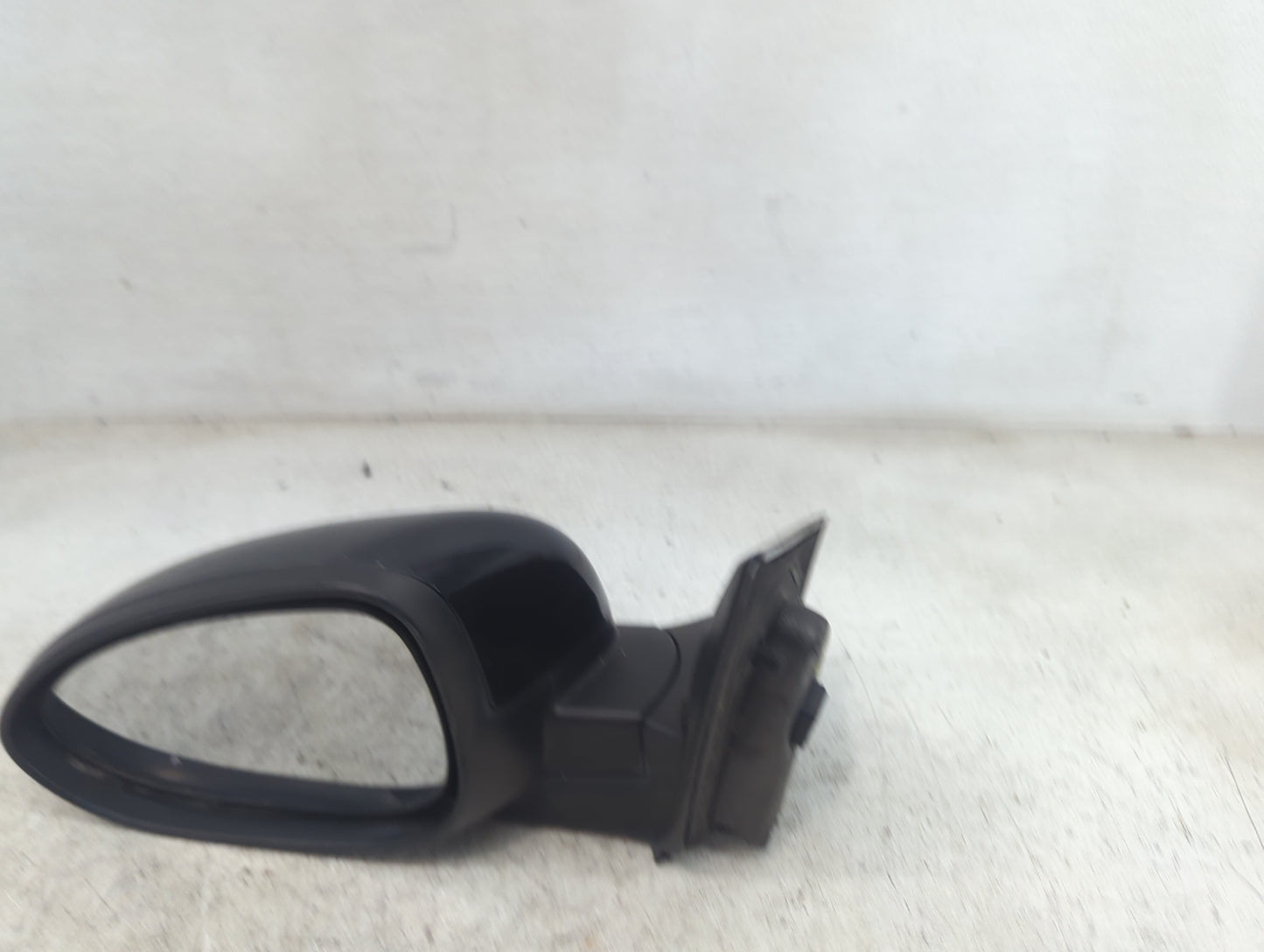2012-2019 Chevrolet Sonic Driver Side View Mirror - Left Door Mirror OEM Used - Oemusedautoparts1.com