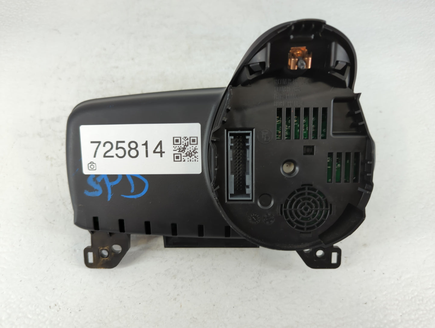 2015-2016 Chevrolet Sonic Instrument Cluster Speedometer Gauges Fits Fits 2015 2016 OEM Used Auto Parts - Oemusedautoparts1.
