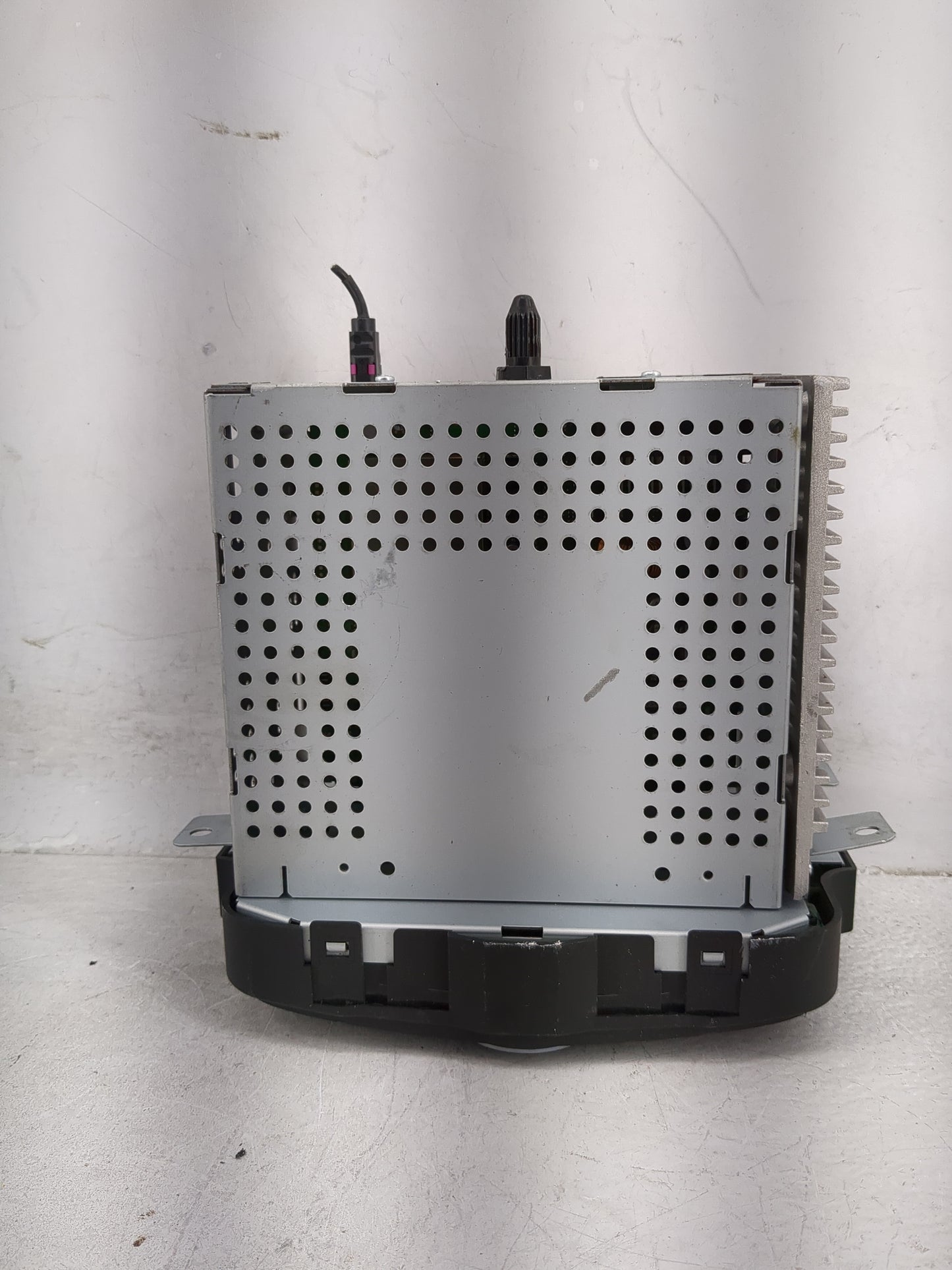 2015 Chevrolet Spark Radio AM FM Cd Player Receiver Replacement P/N:94531767 Fits OEM Used Auto Parts - Oemusedautoparts1.co