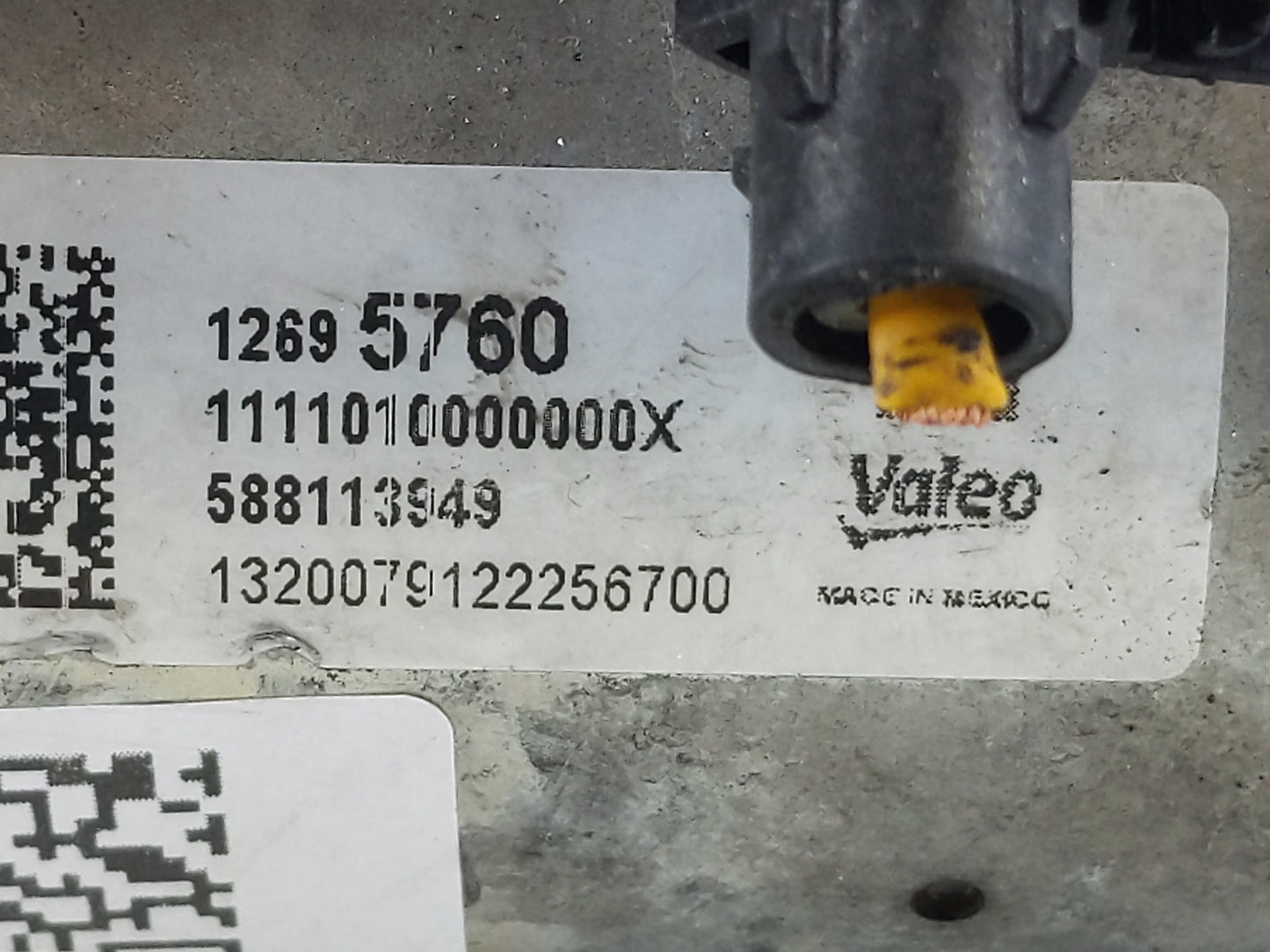 2015 Chevrolet Suburban 1500 Car Starter Motor Solenoid OEM P/N:12695760 Fits Fits 2014 2016 2017 2018 2019 2020 OEM Used Au