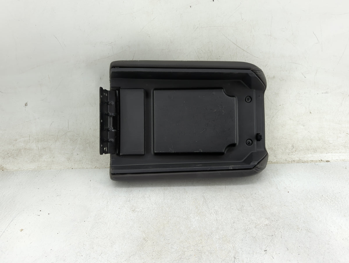 2015 Chevrolet Traverse Center Console Armrest Cover Lid Fits Fits 2007 2008 2009 2010 2011 2012 2013 2014 2016 2017 OEM Use