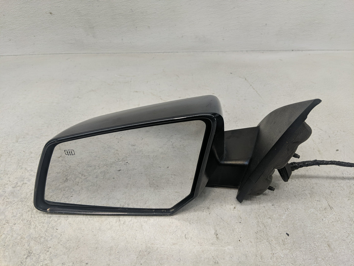 2015-2017 Chevrolet Traverse Side Mirror Replacement Driver Left View Door Mirror P/N:23453741 Fits Fits 2015 2016 2017 OEM