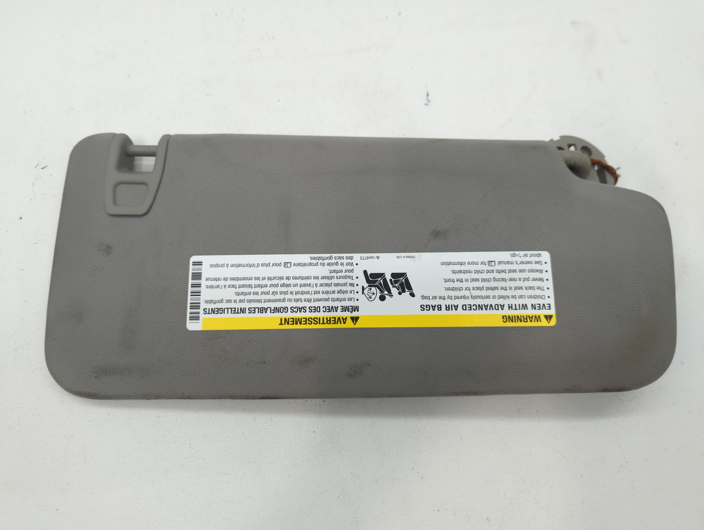 2015 Chevrolet Traverse Sun Visor Shade Replacement Driver Left Mirror Fits OEM Used Auto Parts - Oemusedautoparts1.com