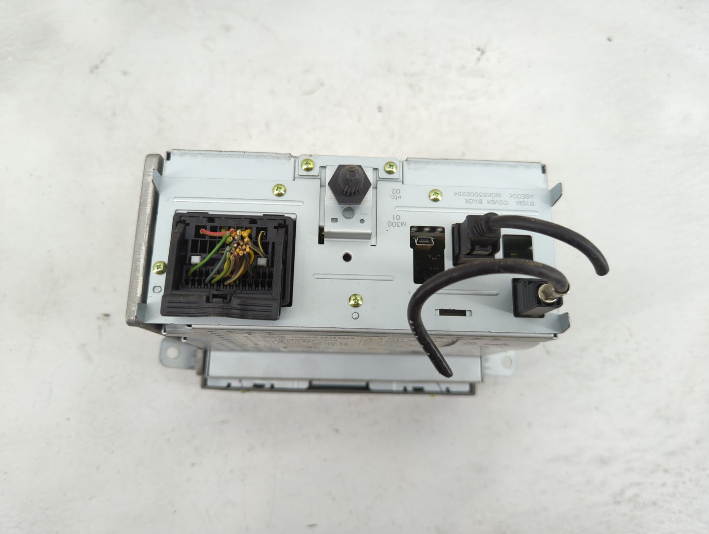 2015-2016 Chevrolet Trax Radio AM FM Cd Player Receiver Replacement P/N:688277334 42349355, 94531785 Fits Fits 2015 2016 OEM
